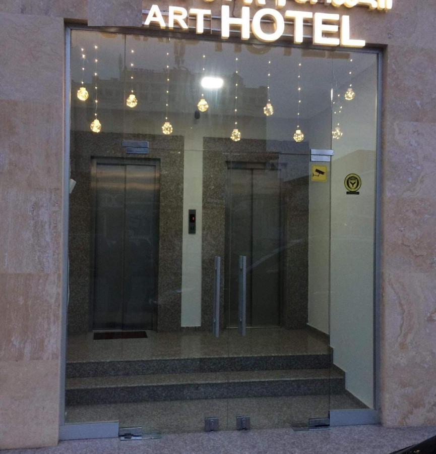 Art Hotel บาทูมิ ภายนอก รูปภาพ