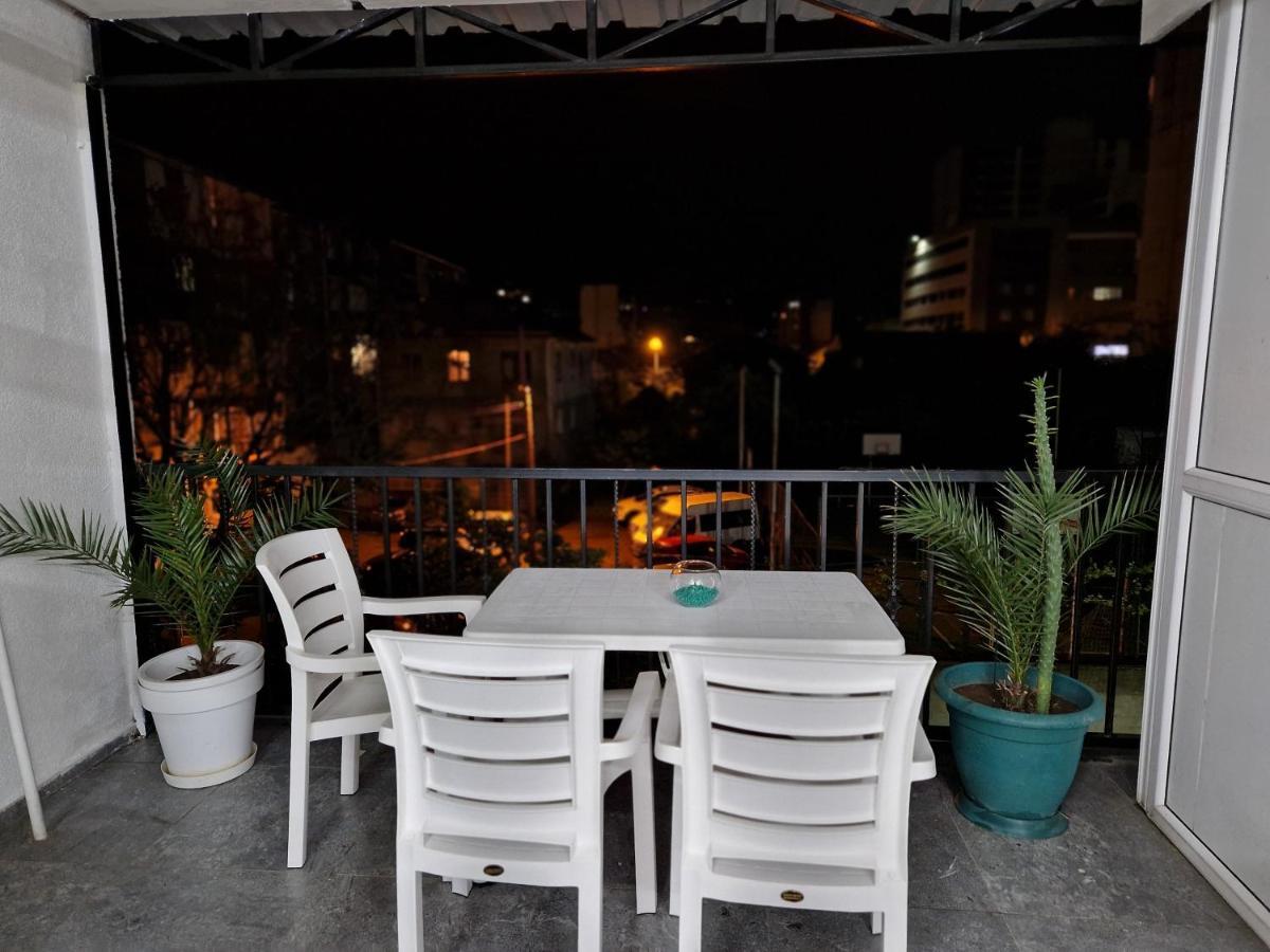 Art Hotel บาทูมิ ภายนอก รูปภาพ