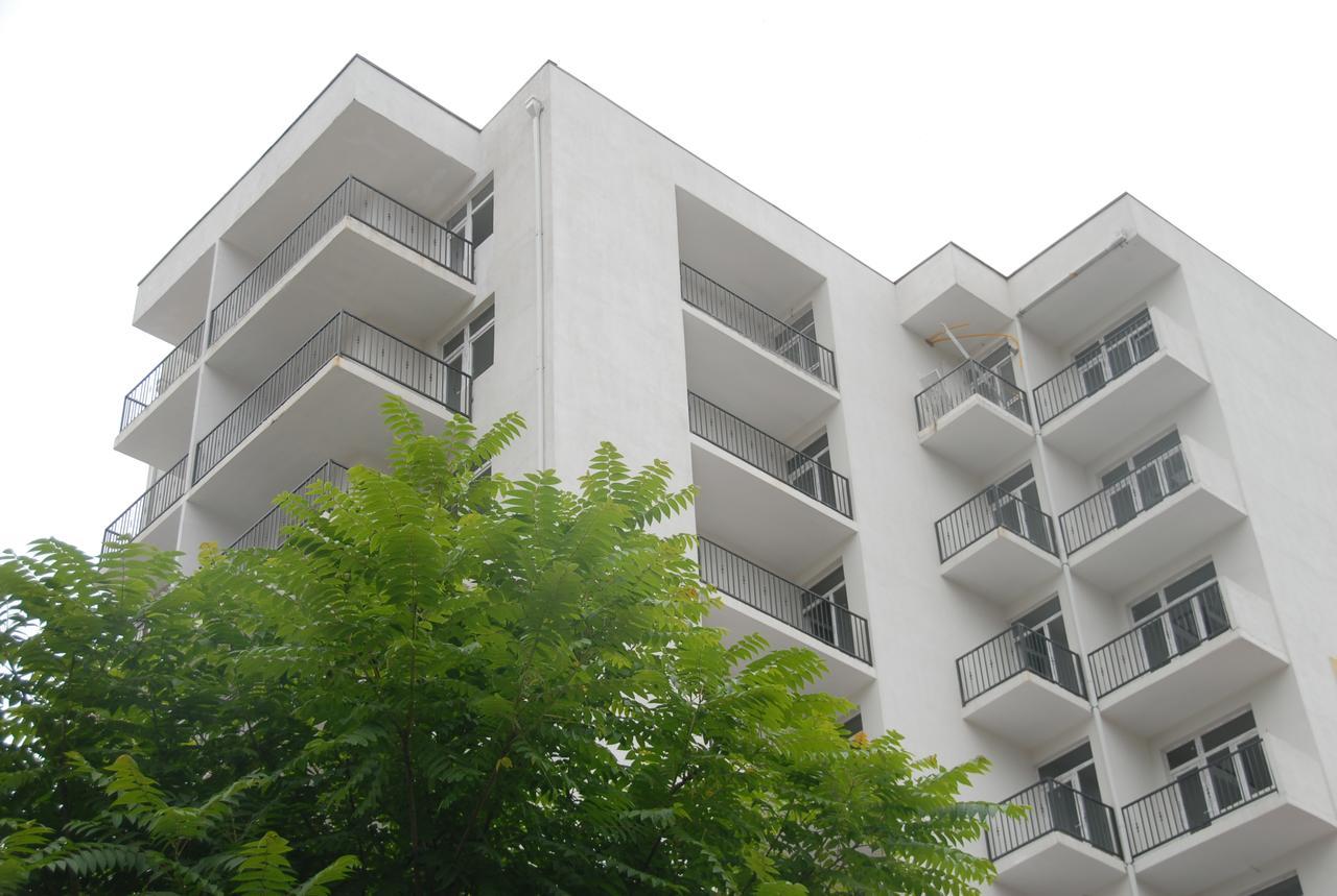 Art Hotel บาทูมิ ภายนอก รูปภาพ